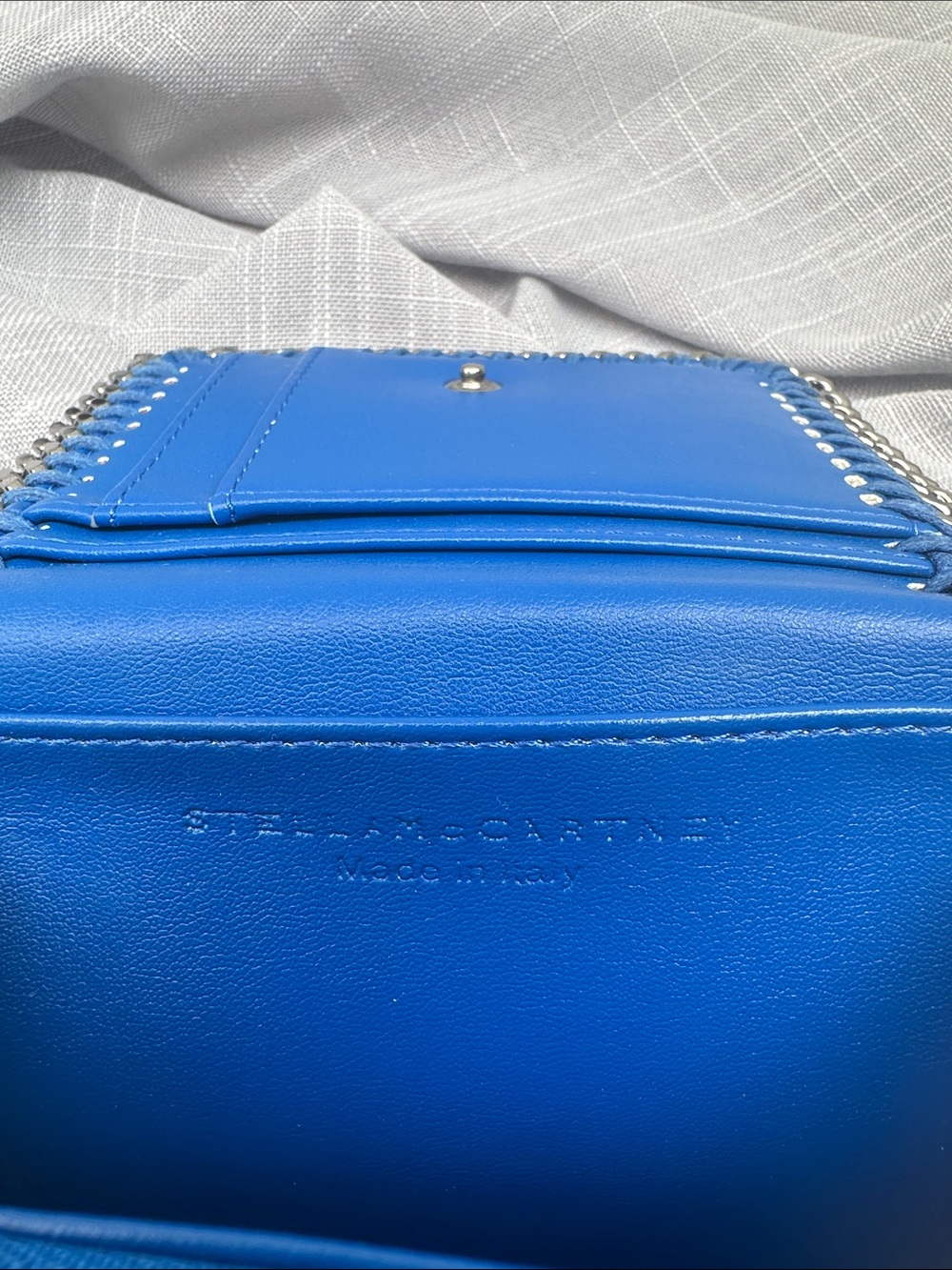 Stella McCartney Bright Blue Silver Chain-Trim Wallet with Logo Charm - Picture 2 of 6